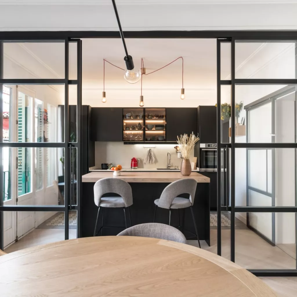 Cocina Santos negra abierta al salón