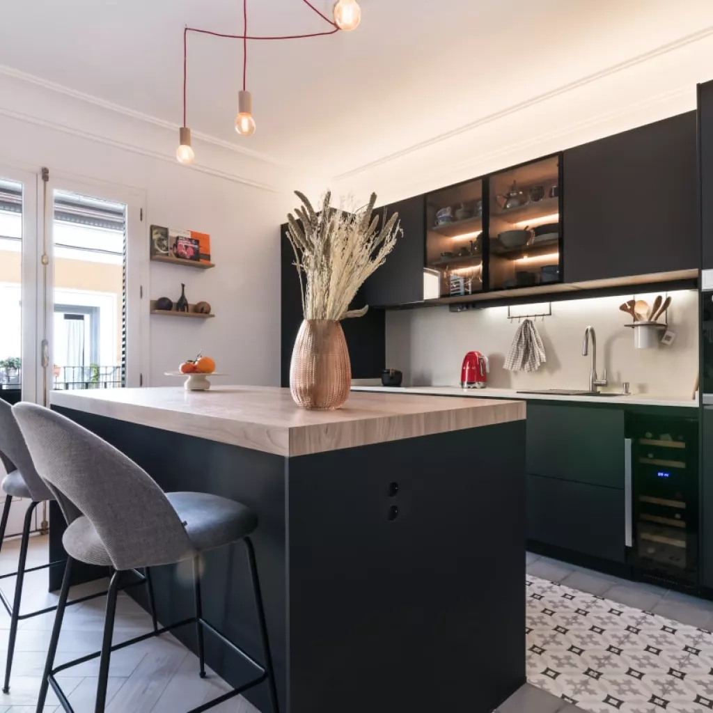 Cocina Santos negra con isla central