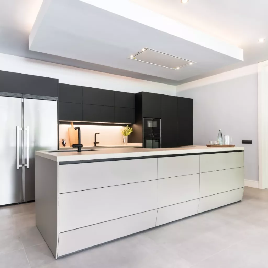 Cocina Santos negro seda y gris arena