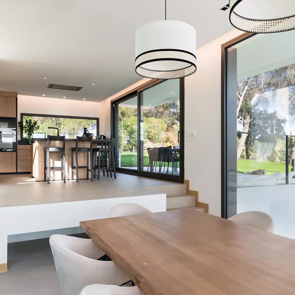 Cocina Santos Olmo Claro con Isla Abierta al Salón