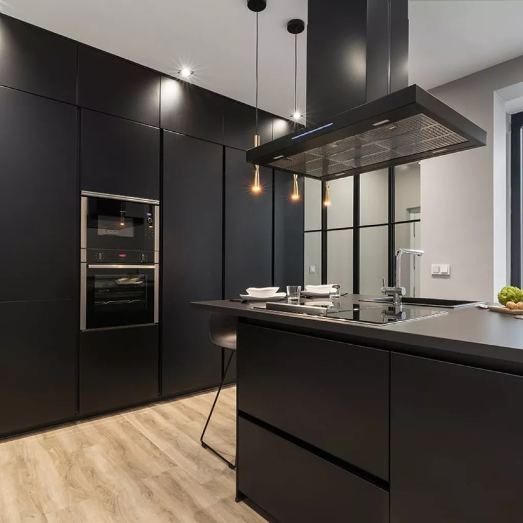 Cocina Santos Negra en color negro con península