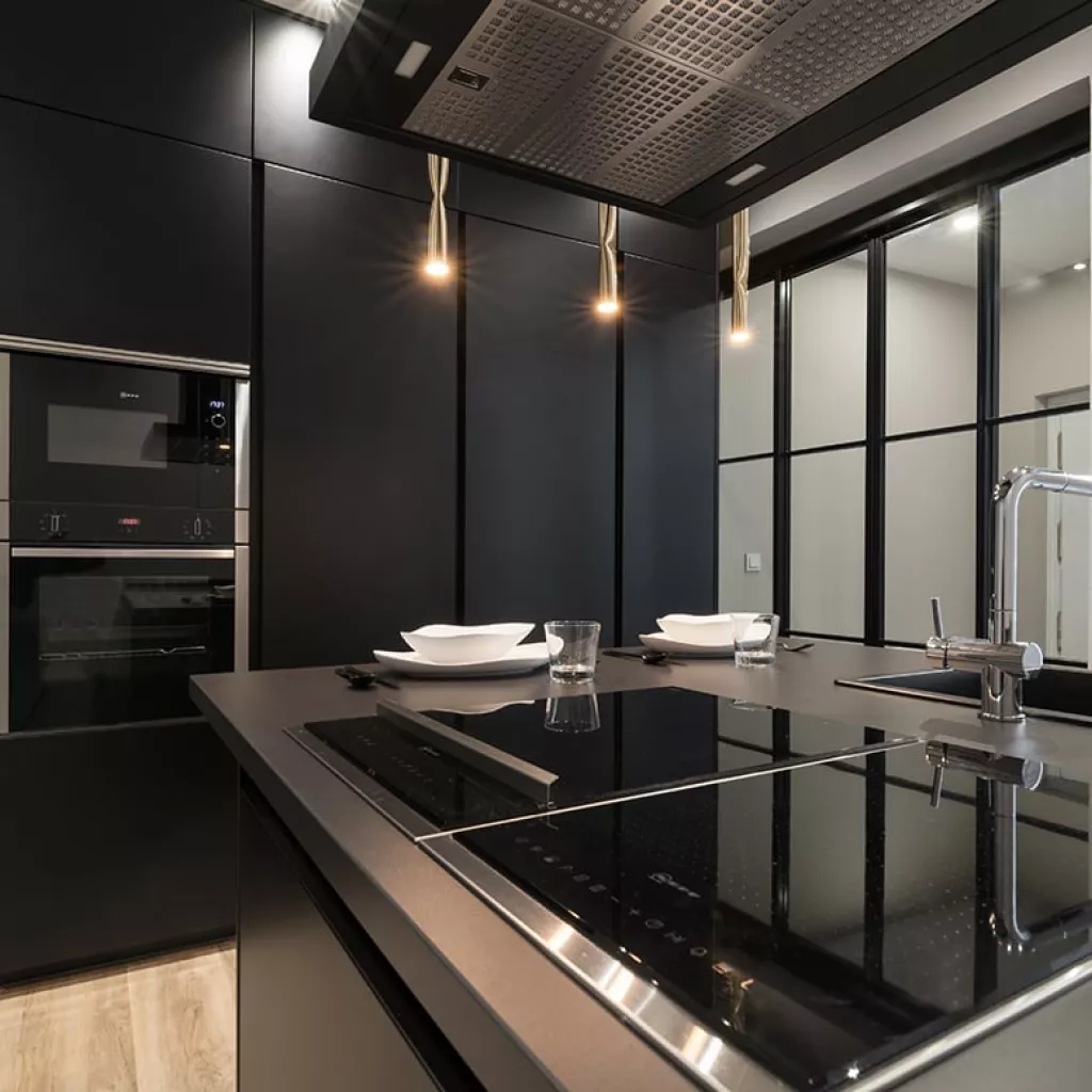 Zona de fuegos Cocina Santos Negra