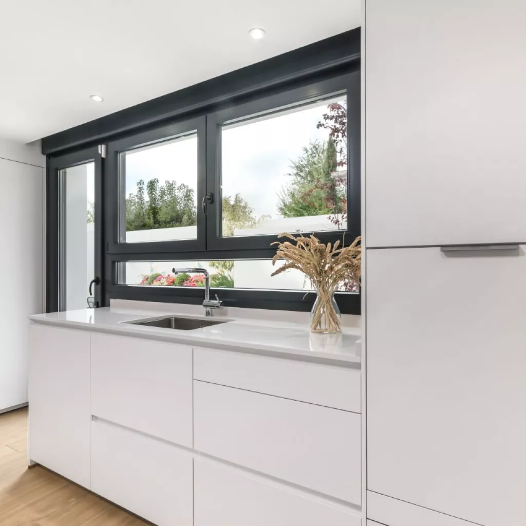 Frente muebles bajos zona de aguas cocina Santos