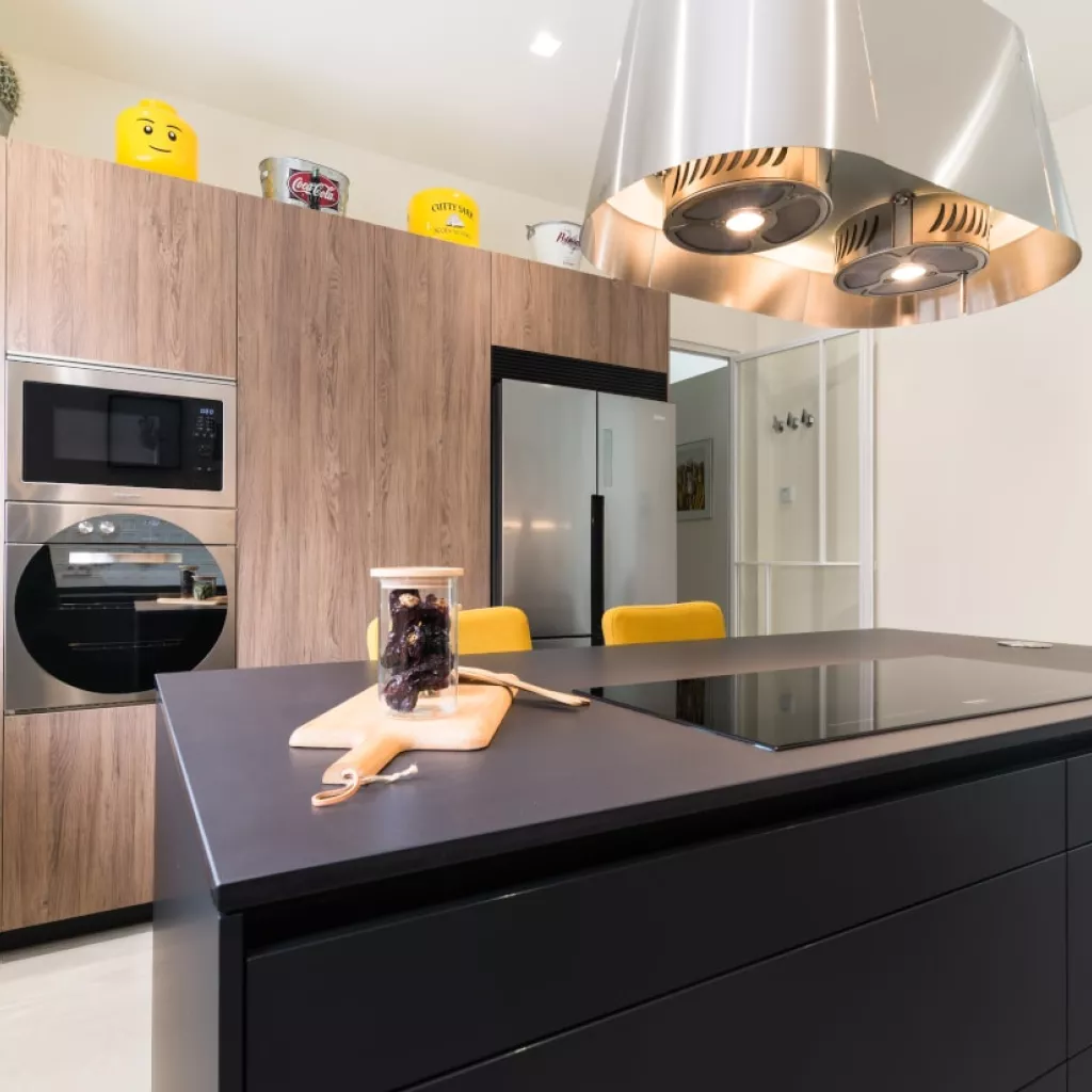 isla central con zona cocción Santos