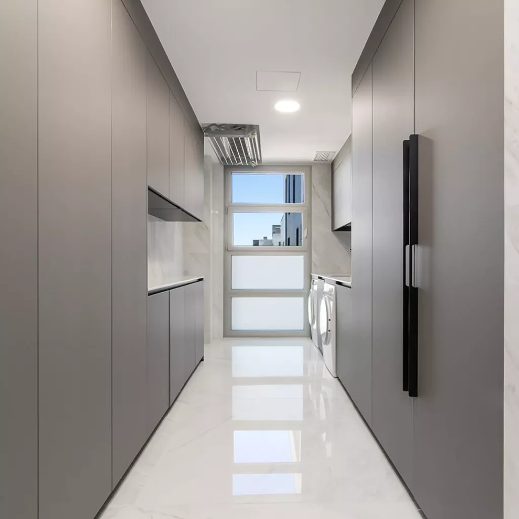 Cocina Santos Gris Visón en Paralelo