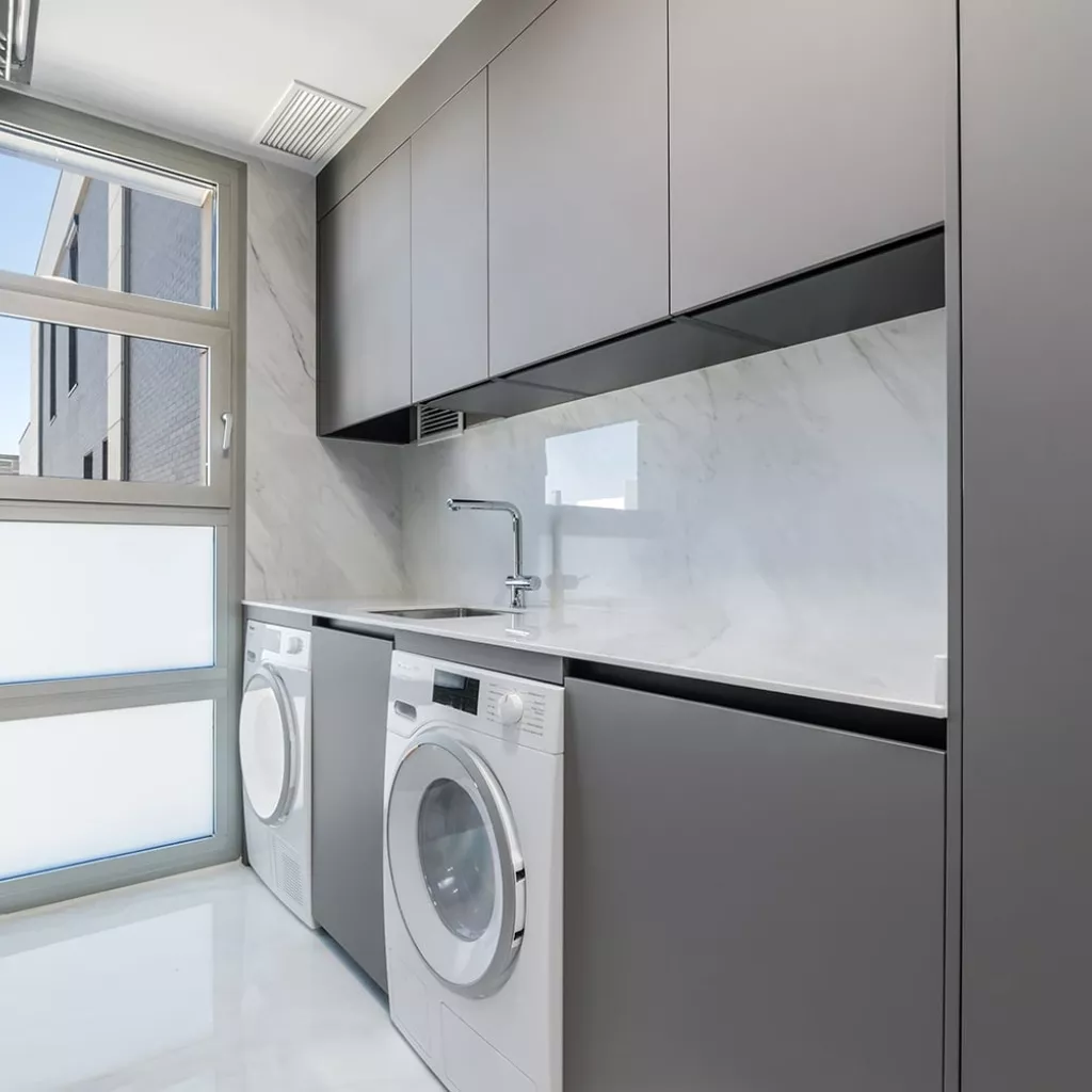 Cocina Santos Gris Visón en Paralelo