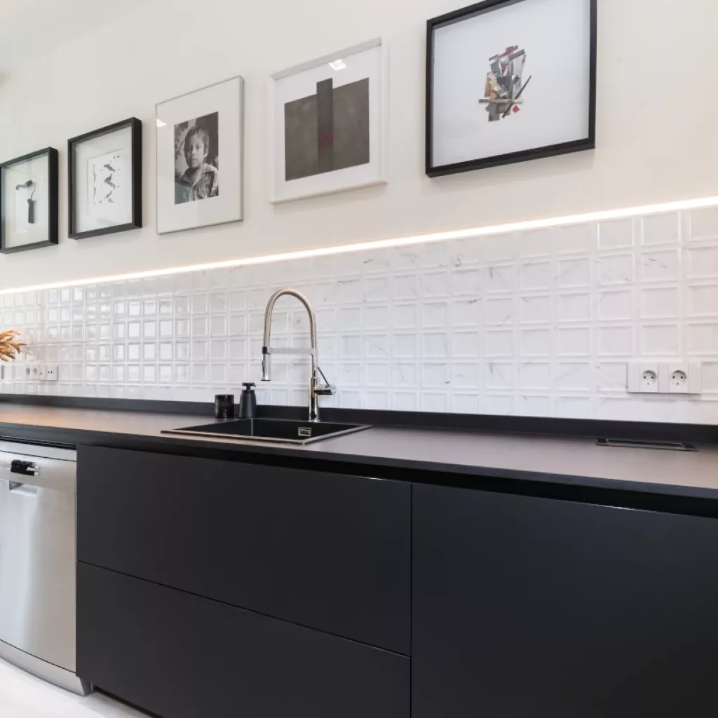 Muebles bajos con zona aguas y zona trabajo Santos