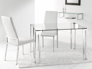mesa transparente salón moderno